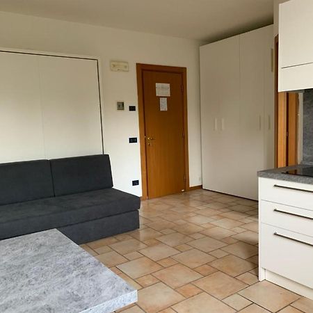Hotel Lory Ficarolo Екстер'єр фото